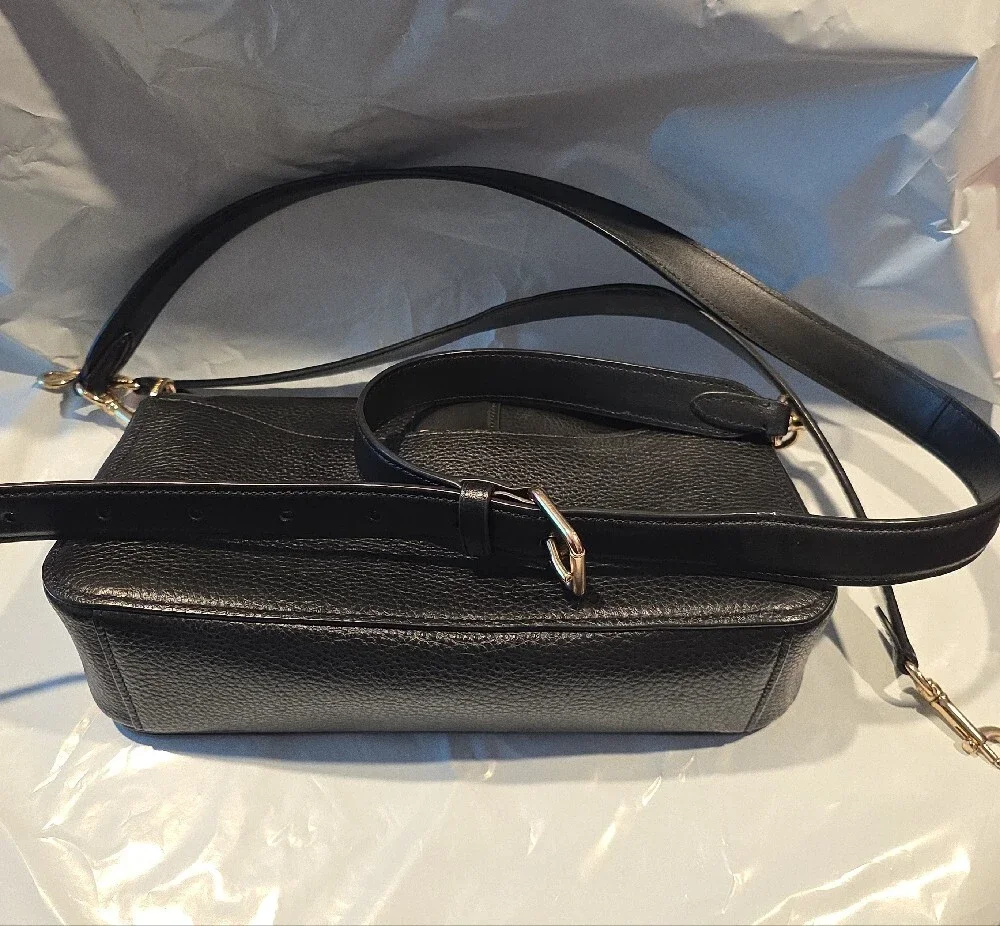 Coach compact shoulder